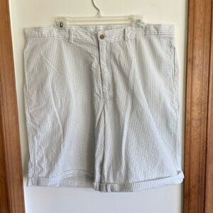 ORVIS Seersucker Cuffed Flat Front Shorts Blue & White Stripe